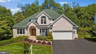 2041 Sherryl Ave, Sykesville, MD 21784
