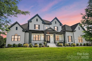 1005 Grand Oak Dr, Waxhaw, NC 28173