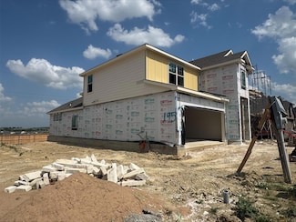 195 Grey Leaf Rd, Mustang Ridge, TX 78610