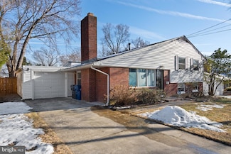 3309 Nevius St, Falls Church, VA 22041