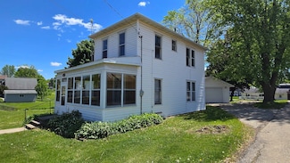 335 E Elm St, Lancaster, WI 53813