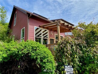 6000 17th Ave SW Unit 9, Seattle, WA 98106