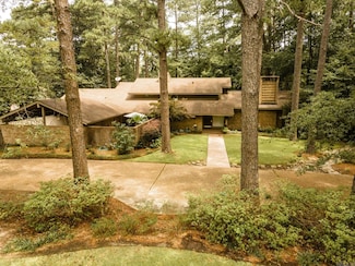 1000 Lawton Cir, Magnolia, AR 71753