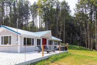 125 Deer Ln, Arkville, NY 12406