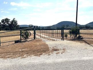 630 Indian Mound Trail, Tarpley, TX 78883