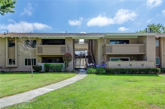 8877 Lauderdale Ct Unit 210F, Huntington Beach, CA 92646