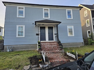 644 Green St, Manchester, NH 03103