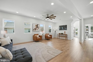9309 Maple St, Manassas, VA 20110