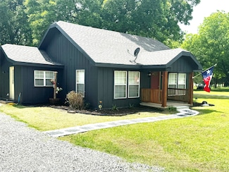 9223 Us Highway 69, Bells, TX 75414