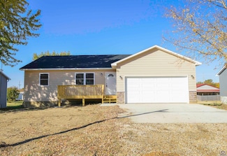 213 S Elm St, Lebo, KS 66856