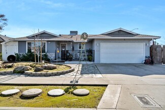 2371 E Menlo Ave, Fresno, CA 93710