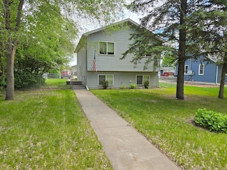 1320 9th Ave SE, Saint Cloud, MN 56304