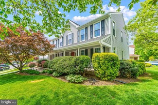 12600 Terrymill Dr, Herndon, VA 20170