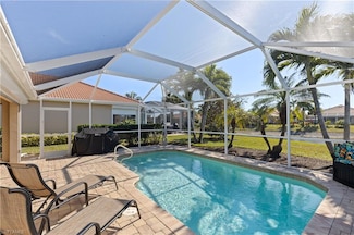 8752 Querce Ct, Naples, FL 34114