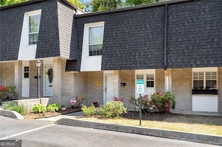 5180 Chemin de Vie NE, Atlanta, GA 30342