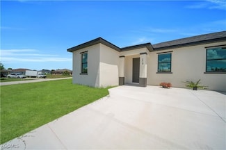 2416 Xelda Ave N, Lehigh Acres, FL 33971
