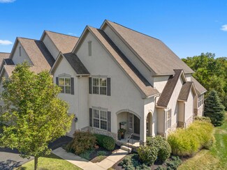 4909 Scenic Creek Dr Unit 4909, Powell, OH 43065