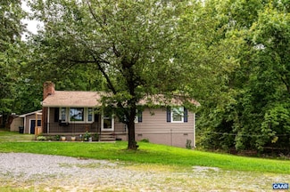 2625 Martin Kings Rd, Scottsville, VA 24590