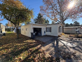 W8007 S Rd, Iron Mountain, MI 49801