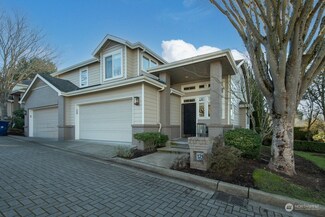 121 8th Ln, Kirkland, WA 98033