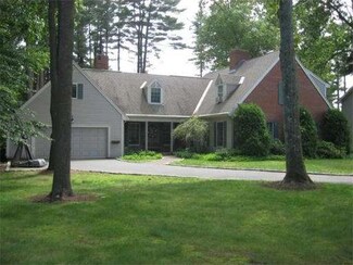 2 Taft Woods Row, South Hamilton, MA 01982