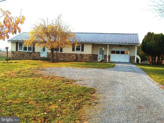 12270 Dickeys Rd, Mercersburg, PA 17236