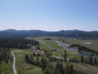 400 Golden Sunset Way, Newport, WA 99156