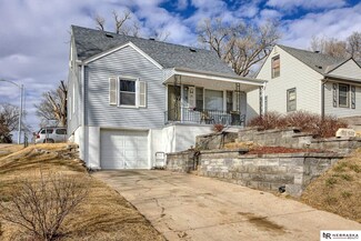 3950 Himebaugh Ave, Omaha, NE 68111
