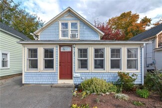 25 Blanding Ave, Barrington, RI 02806