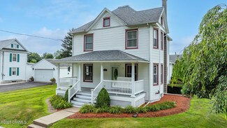 125 W 1st St, Bloomsburg, PA 17815