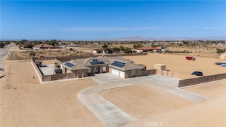 10124 Alta Mesa Rd, Phelan, CA 92371