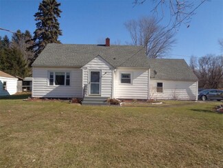 2989 Lockport Olcott Rd, Newfane, NY 14108