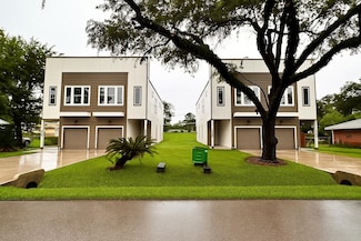 10008 Hazelhurst Dr, Houston, TX 77080