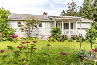 5 Ayers Dr, Jericho, VT 05465