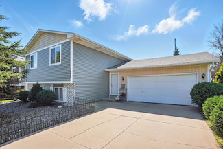 7686 Homestead Ave S, Cottage Grove, MN 55016