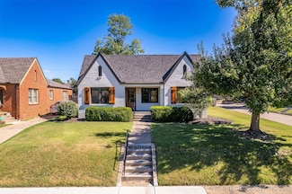 1547 S Columbia Ave, Tulsa, OK 74104