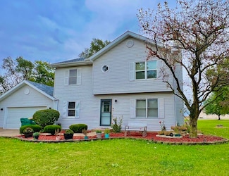810 Peale St, Joliet, IL 60433