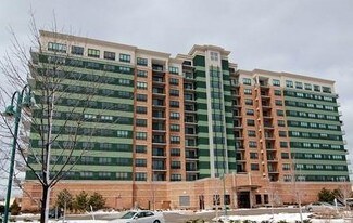 6420 Double Eagle Dr Unit 412, Woodridge, IL 60517