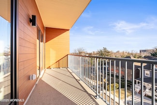 185 Morris Ave Unit 303, Long Branch, NJ 07740