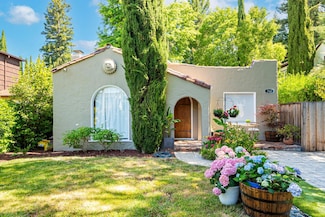 766 Nash Ave, Menlo Park, CA 94025