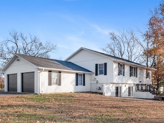 705 S Clay St, Nevada, MO 64772