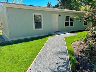 1566 Dallman Rd, Camano Island, WA 98282