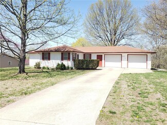 1217 Spring Garden St, Atchison, KS 66002