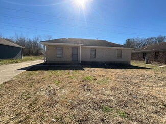 3573 Russelwood Dr, Memphis, TN 38128