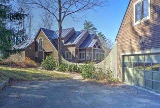 25 Prospect St, Wood Stock, VT 05091