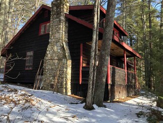 6 Gateway Rd, Wolfeboro, NH 03894