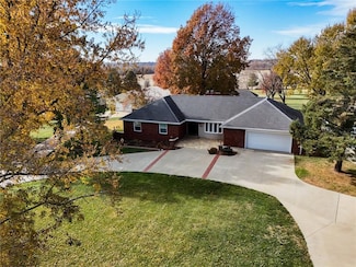 2100 NE 85th Rd, Saint Joseph, MO 64507