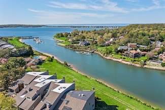 6 Lady Jane Way, Northport, NY 11768