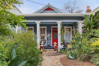 3705 Carondelet St, New Orleans, LA 70115