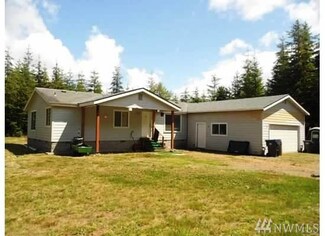 38 Bowes Rd, Hoquiam, WA 98550